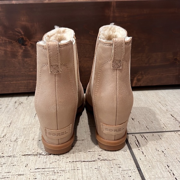 Sorel Joan of Arctic Wedge II Chelsea Lux Bootie with Sherpa, NWOT - Picture 4 of 6